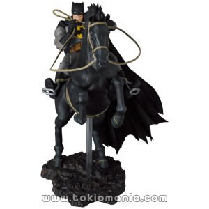 MAFEX No.205 Batman & Horse (The Dark Knight Returns)