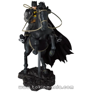 MAFEX No.205 Batman & Horse (The Dark Knight Returns)