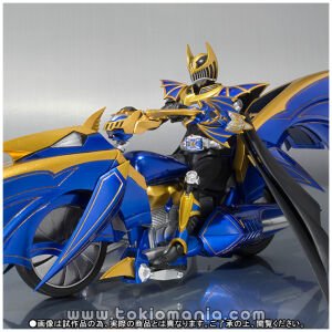 S.H.Figuarts Masked Rider Night Survive & Dark Raider Set