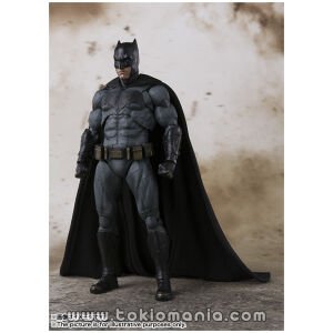 S.H.Figuarts Batman (JUSTICE LEAGUE)