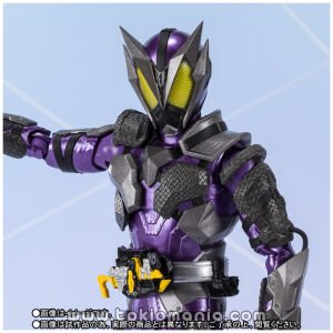 S.H.Figuarts KAMEN RIDER HOROBI STING SCORPION
