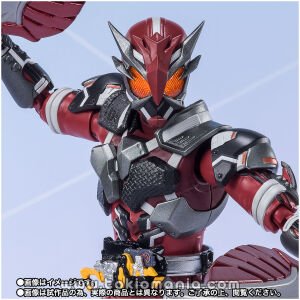 S.H.Figuarts KAMEN RIDER IKAZUCHI