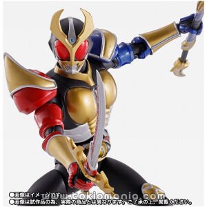 S.H.Figuarts (SHINKOCCHOU SEIHOU) MASKED RIDER AGITO Trinity Form