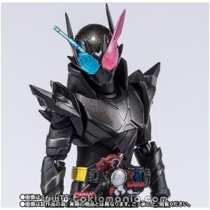 S.H.Figuarts KAMEN RIDER BUILD RABBITTANK HAZARD FORM HEISEI GENERATIONS EDITION