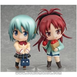 Nendoroid 422 Sayaka Miki: Uniform Ver. & Kyouko Sakura: Casual Ver. Set