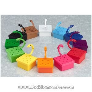 Solid Col or Nendoroid Base (Black / Light Blue / Yellow / Pink / Light Green / Orange / White / Blue / Brown / Red / Green / Purple)