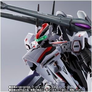 DX CHOGOKIN VF-25F TORNADO MESSIAH VALKYRIE (ALTO SAOTOME USE) REVIVAL Ver.