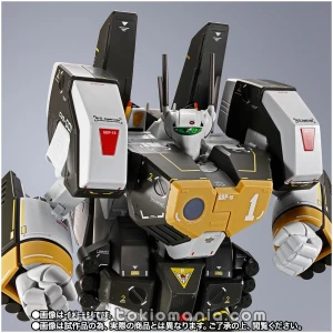 DX CHOGOKIN VF-1S Armored Valkyrie (Roy Focker Special)