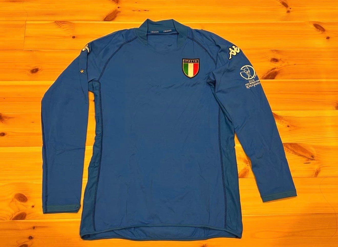 Unused Totti Italy National Team Jersey (2002) Unused Totti Italy 2002 Home Long Sleeve National Team Jersey – XL